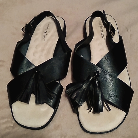 comfortview Shoes - Black Comfortview Sandels. 7.5 wide.